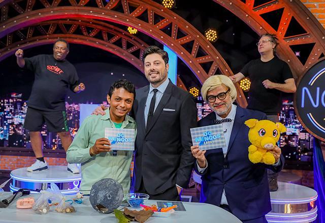 Domingos Neto vem ao The Noite explicar com experiências física e matemática com experiências práticas