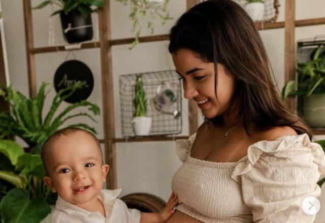 Ary Mirelle abre o coração sobnre dificuldade da maternidade:  "Não me contaram"