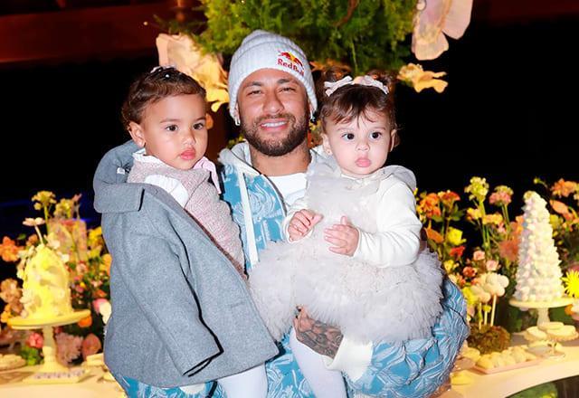 Neymar responde comentário sobre suas filhas após nascimento de Mel: "Vão ter"